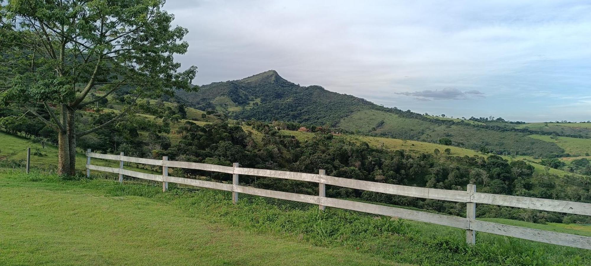 Pousada Chales Da Canastra Vargem Bonita Esterno foto
